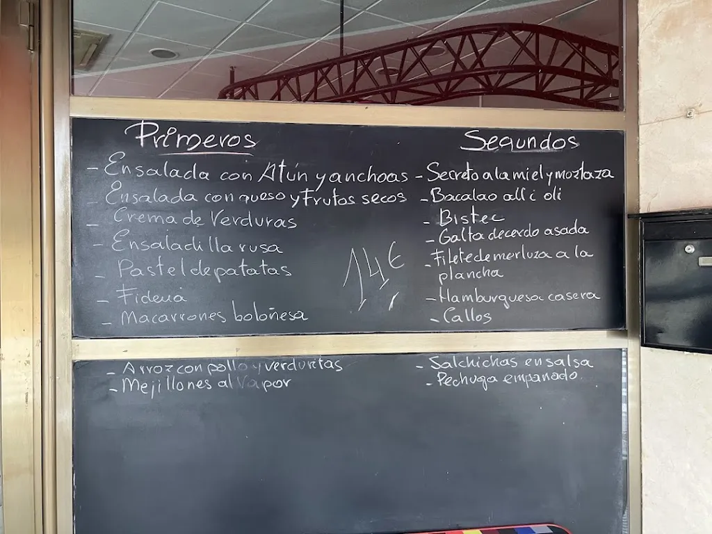 Menu_Bar Stop_Móra la Nova_image_1