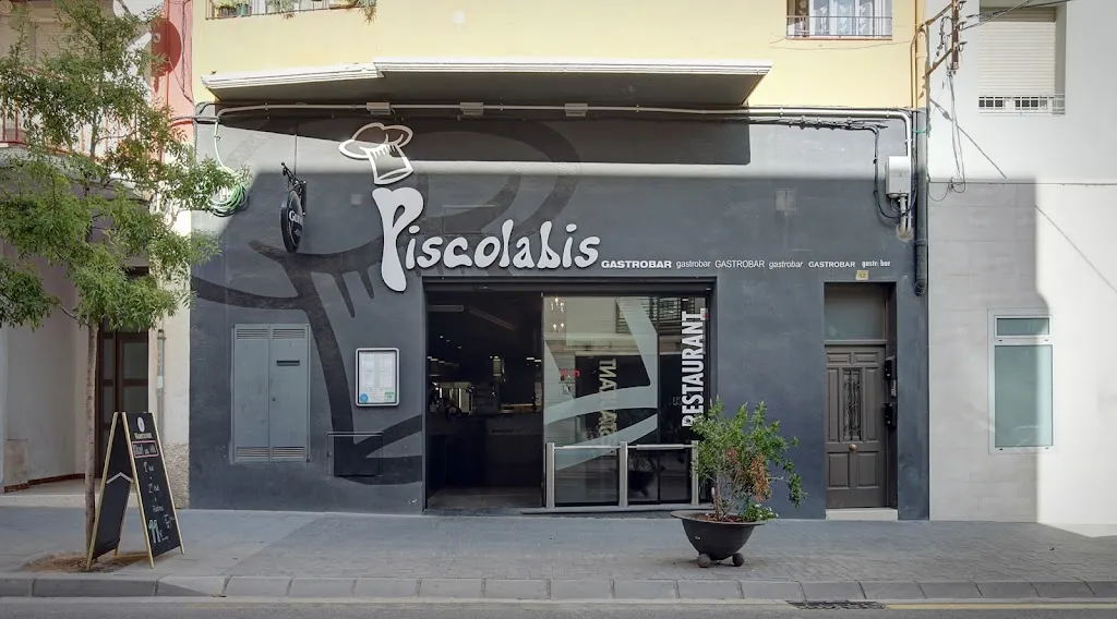 Piscolabis Gastrobar restaurant in Móra la Nova