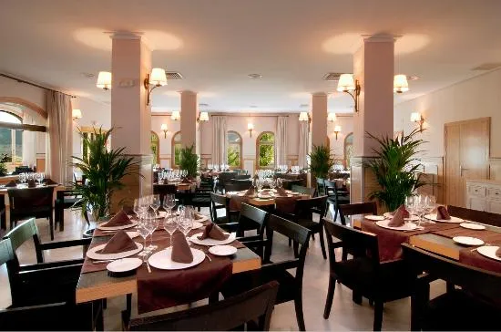 Restaurante La Encina de la Villa restaurant in Laujar de Andarax