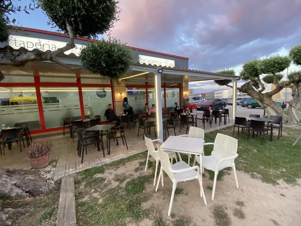 Bar Restaurant “al lío” restaurant in Móra dEbre