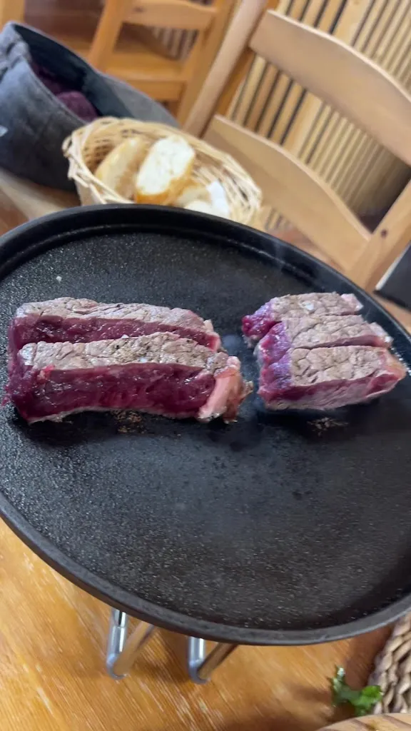 Gabby Rossouw_Bar L'únic_Morera de Montsant_review