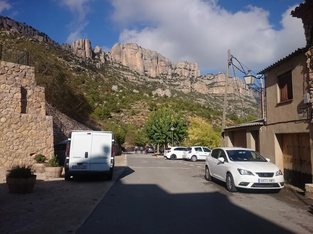 iuliana moraru_Bar L'únic_Morera de Montsant_review