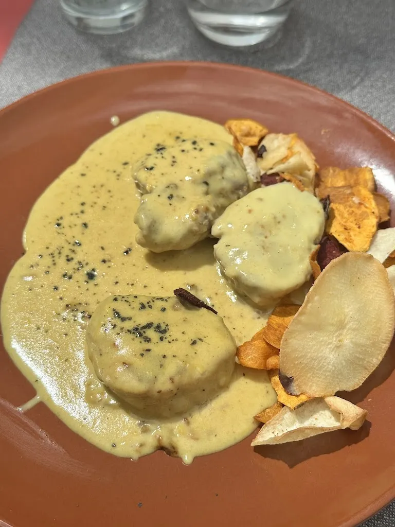 Delia Raya Martínez_La Rosa dels Vents_Pallaresos_review