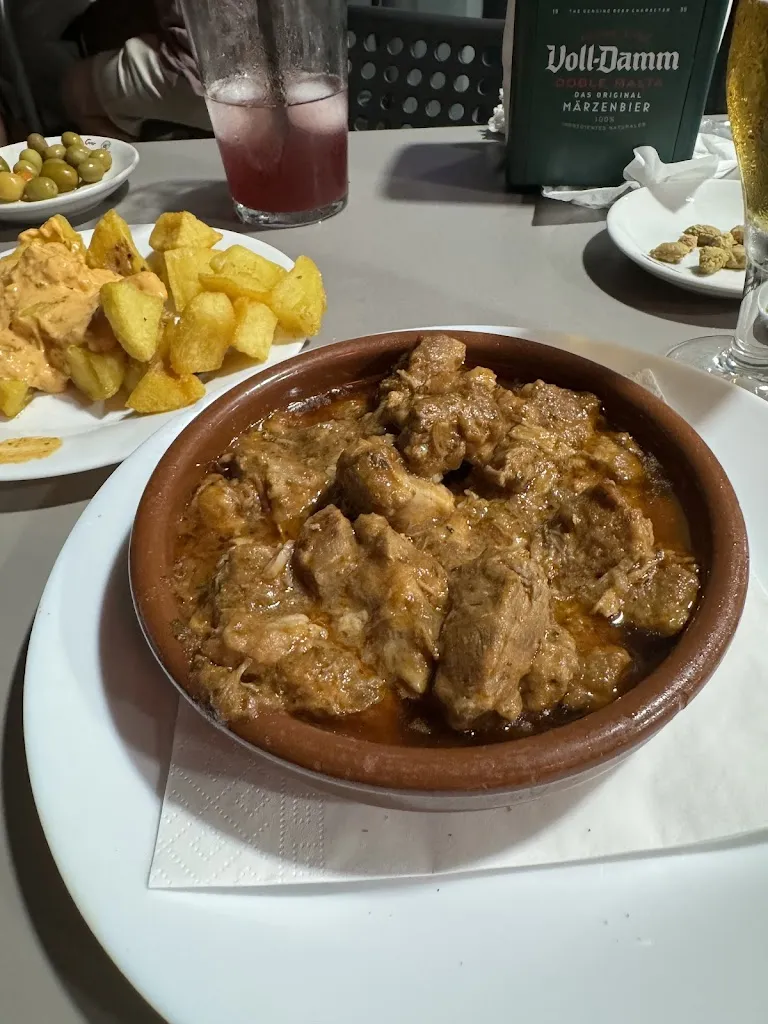 Menu_Entre tapes i llesques -bar piscina-_Pallaresos_image_5