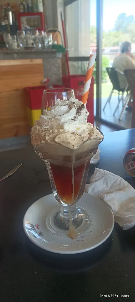 Menu_Entre tapes i llesques -bar piscina-_Pallaresos_image_9