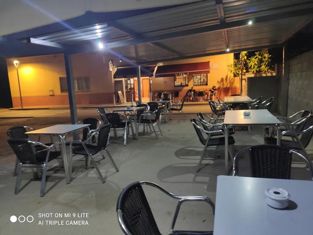 Bar - Restaurant YOLI_Pallaresos_slider_image_1