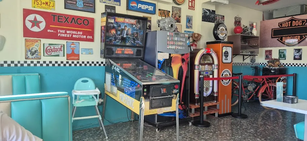 Bar Shield restaurant in Pallaresos