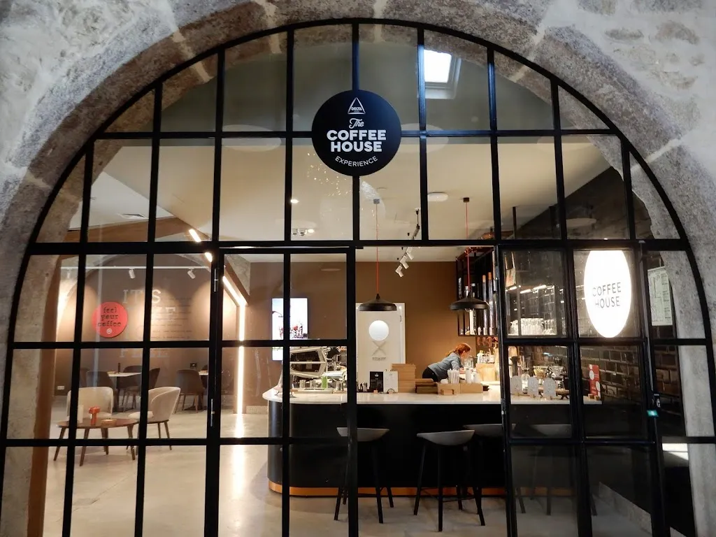 Bacalhoeiro restaurant in Nou de Gaià