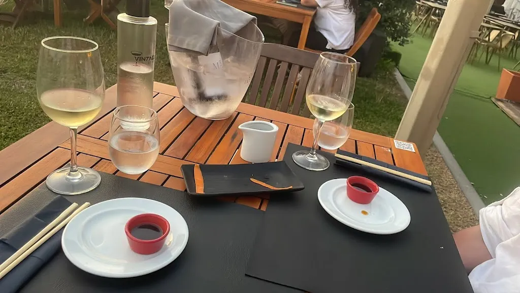 Jarno Joppen_Vintage Beach Sushi_Nou de Gaià_review