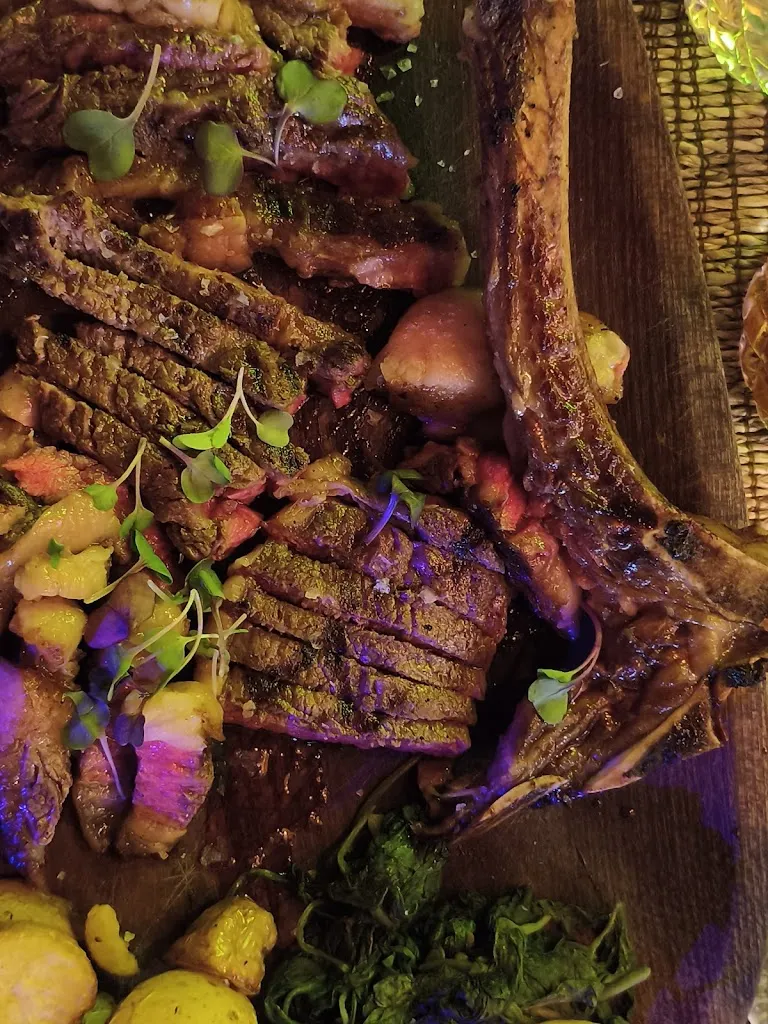 Levi Illis_Bikkini Beach - Playa de Palma_Palma dEbre_review