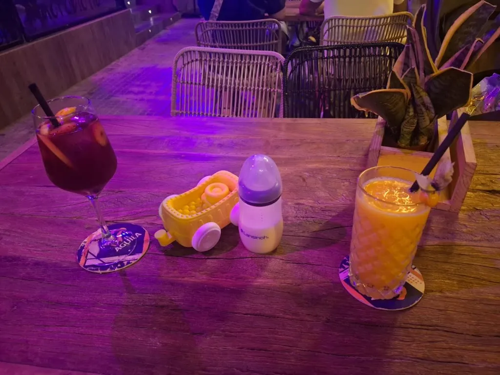 Marek AkuaM_Bikkini Beach - Playa de Palma_Palma dEbre_review