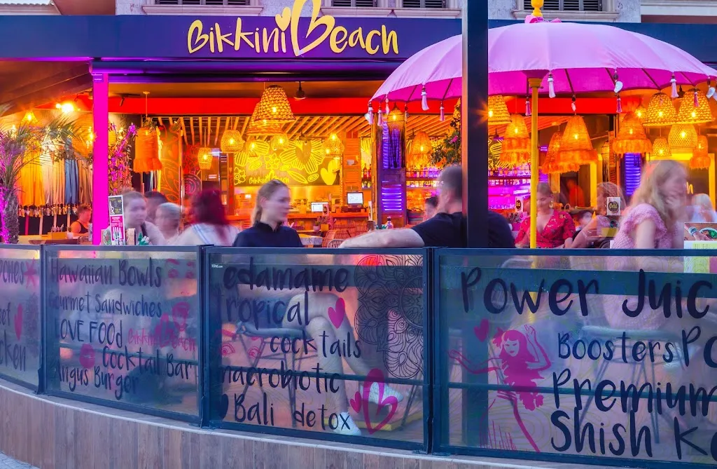 Bikkini Beach - Playa de Palma restaurant in Palma dEbre