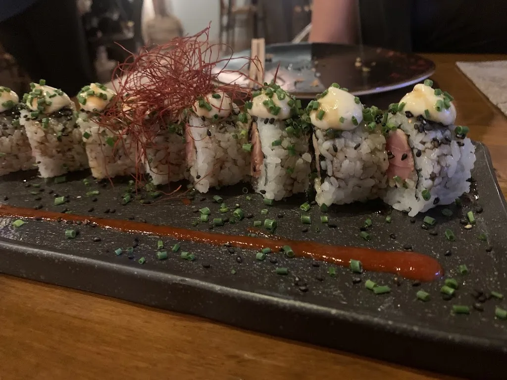 Linda Ueno_Japo Santa Catalina ADULTS ONLY _Palma dEbre_recensione