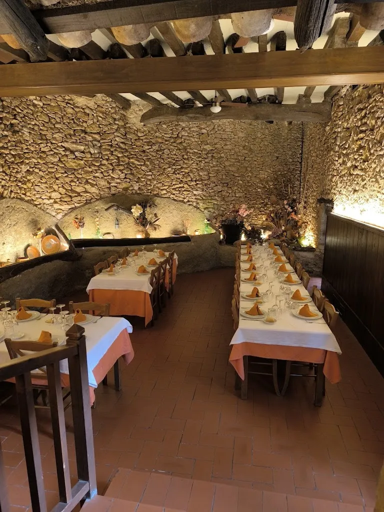 Restaurant Ca Vidal - Calçotades, Esmorzas, Dinars i Esdeveniments restaurant in Perafort