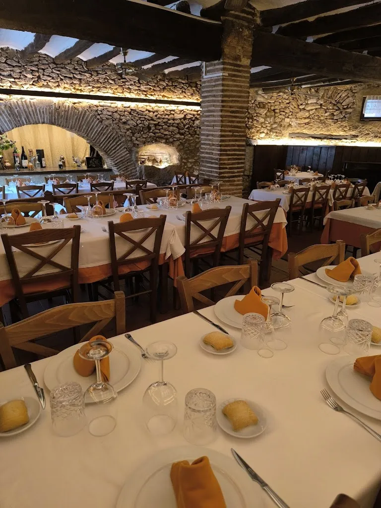 Restaurant Ca Vidal - Calçotades, Esmorzas, Dinars i Esdeveniments_Perafort_slider_image_3