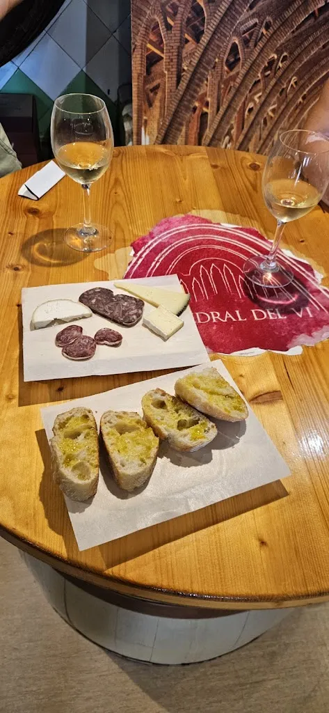 Alex JD_Catedral del vi_Pinell de Brai_review