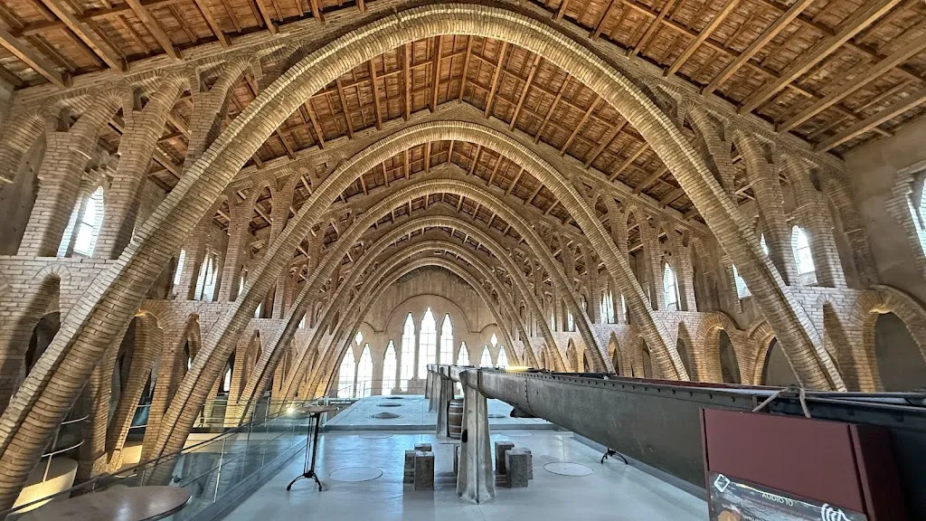 Lars Ingelius_Catedral del vi_Pinell de Brai_review