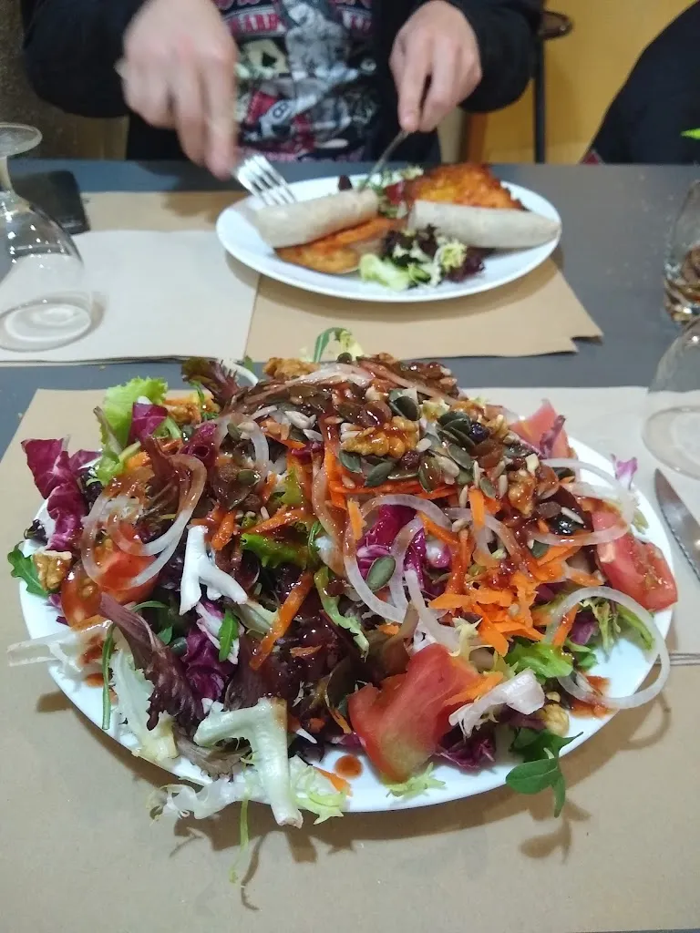 Amelia Dockar_Restaurant Cal Vidal_Pla de Santa Maria_review