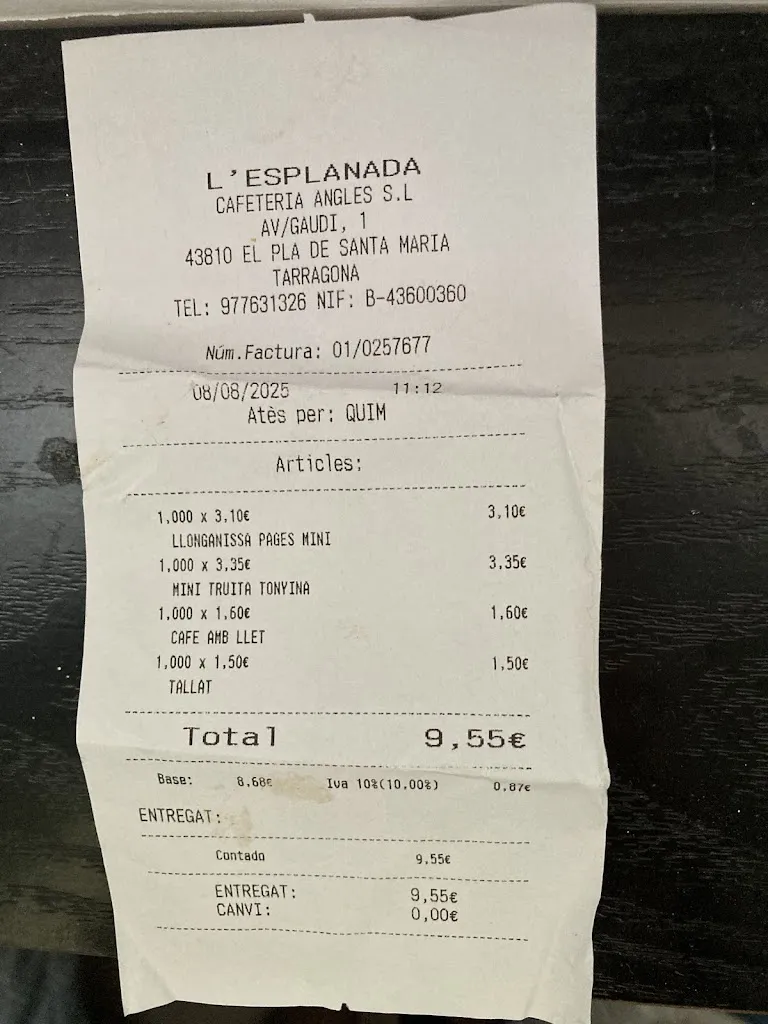 Cesar Duch_Cafeteria L'esplanada_Pla de Santa Maria_review