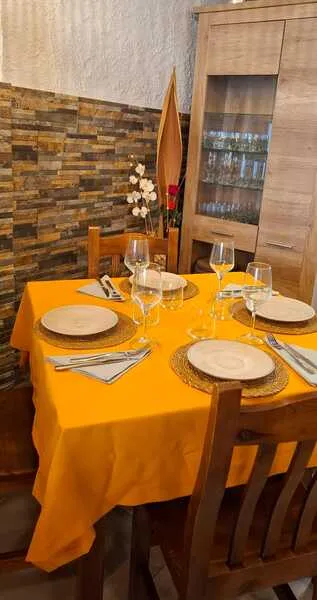 Restaurant El Garatge restaurant in Pobla de Mafumet