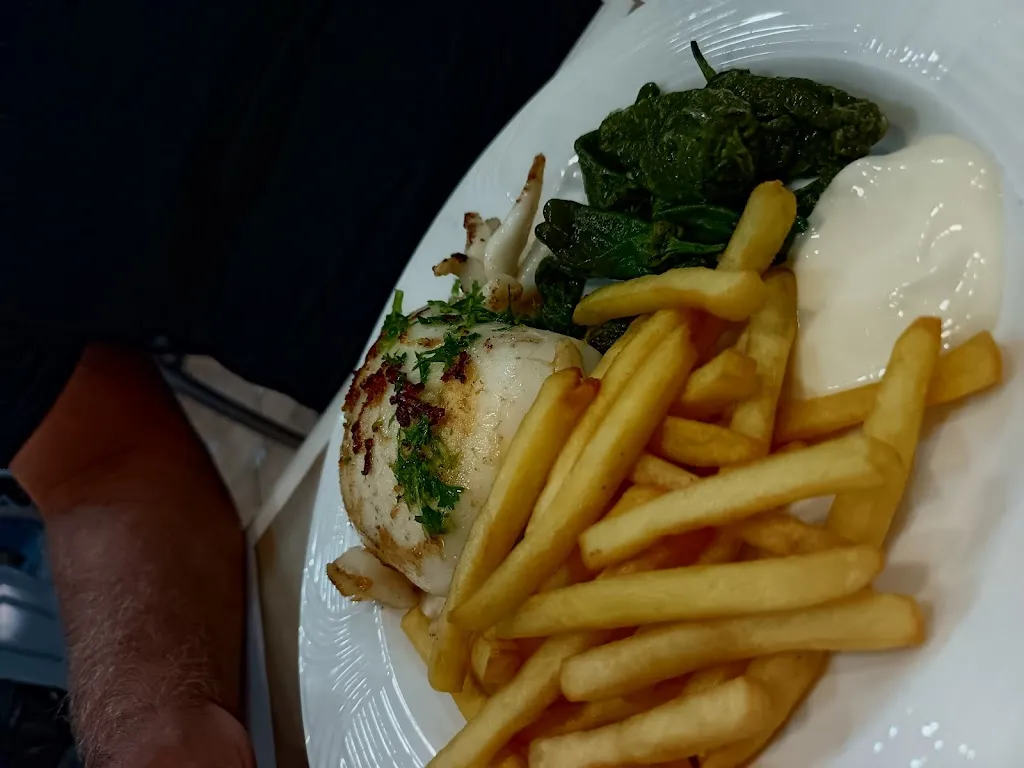 Gabriel Alejandro Baillo Olmedo_Bar Carmen_Pobla de Mafumet_review