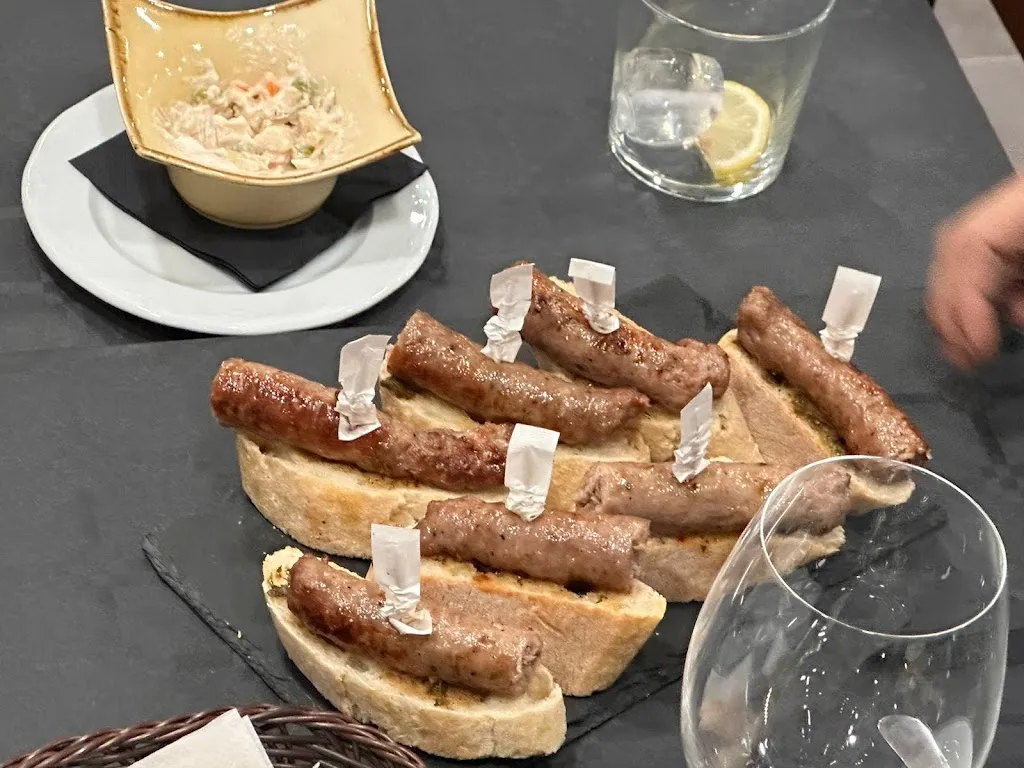 Bar Hostal La Pobla_Pobla de Mafumet_slider_image_2