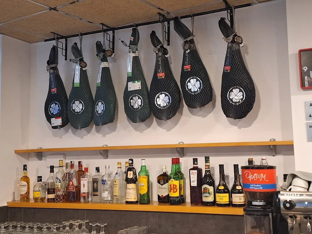 El Racó de la Pobla restaurant in Pobla de Montornès