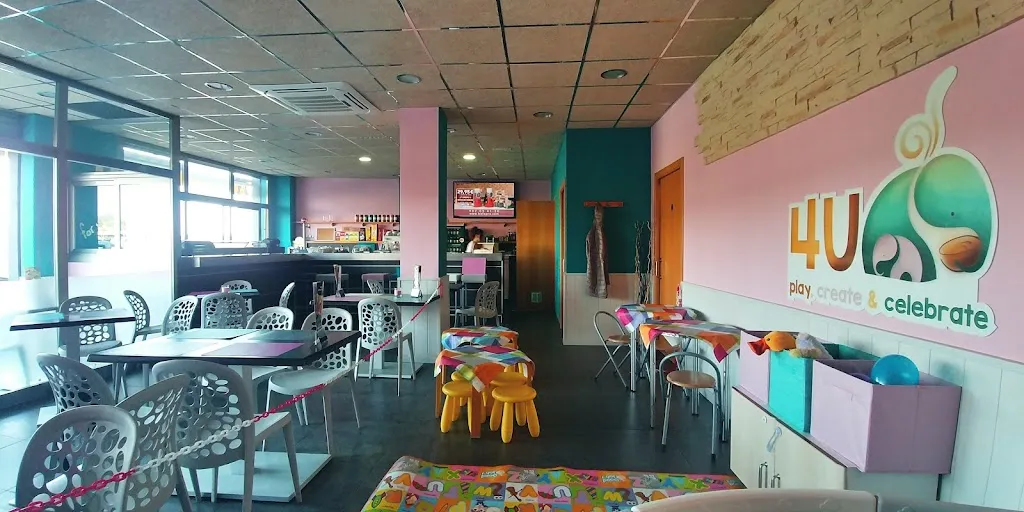 4U. Cafeteria & Restaurant_Pobla de Montornès_slider_image_1