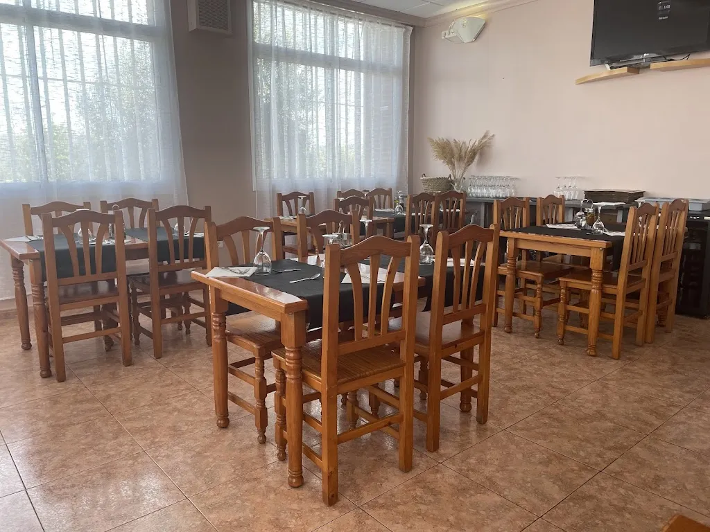 Bar Restaurant Sant Jordi restaurant in Rasquera