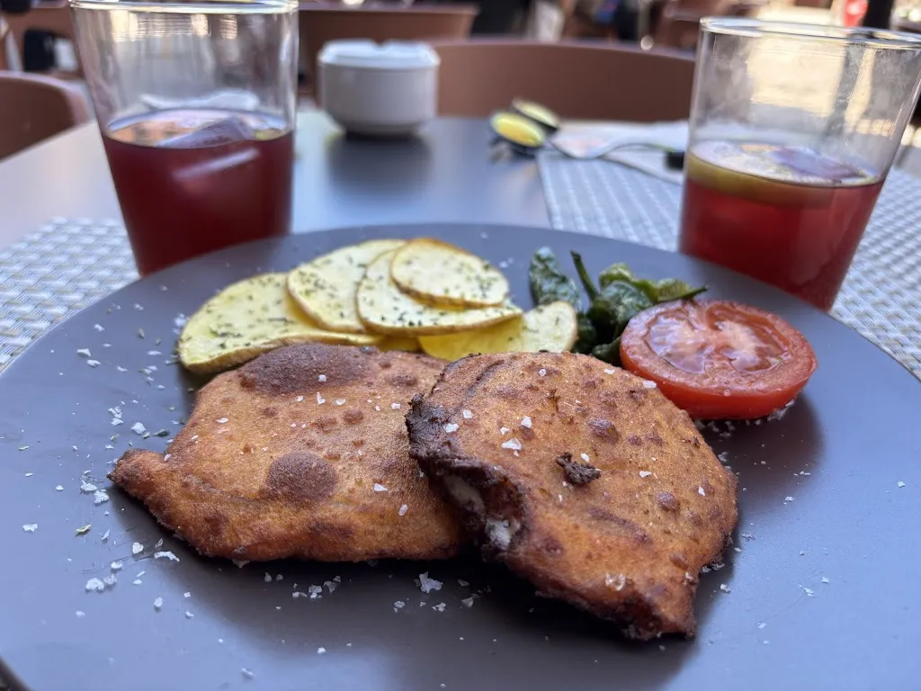 Moss Prades_Prades_slider_image_3