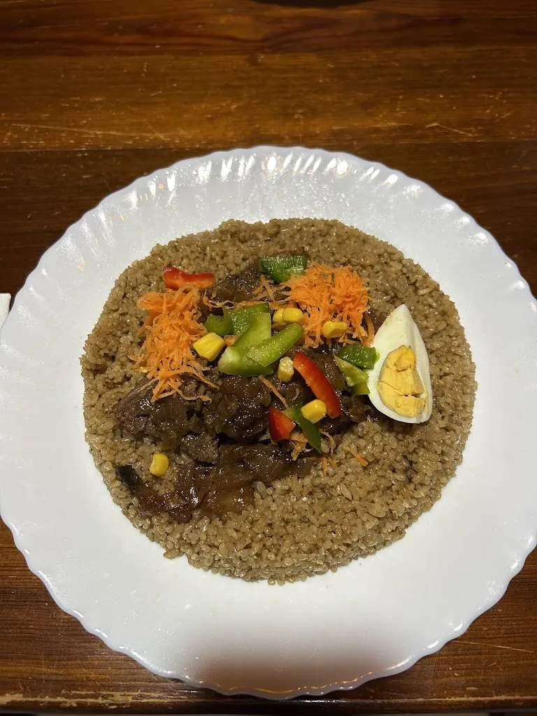 Celestine Saina_Restaurante Dakar_María_review