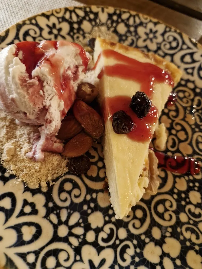 Teresa Roca Gracia_Restaurant La Llosa_Prades_review