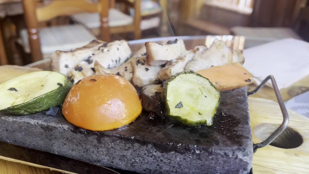 Restaurant La Llosa_Prades_slider_image_2