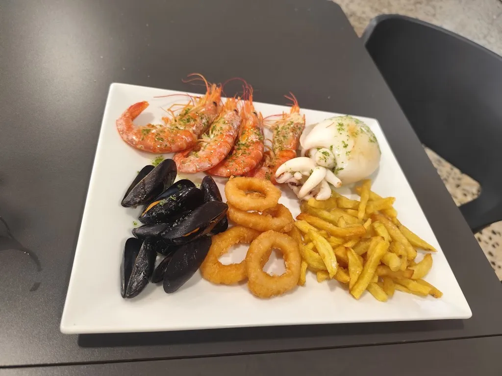 Bar Restaurant Societat la Llum del dia_Riba-roja dEbre_slider_image_3