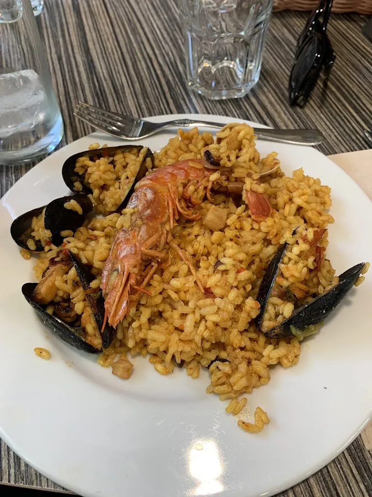 Bar Restaurant Poliesportiu_Riba-roja dEbre_slider_image_3