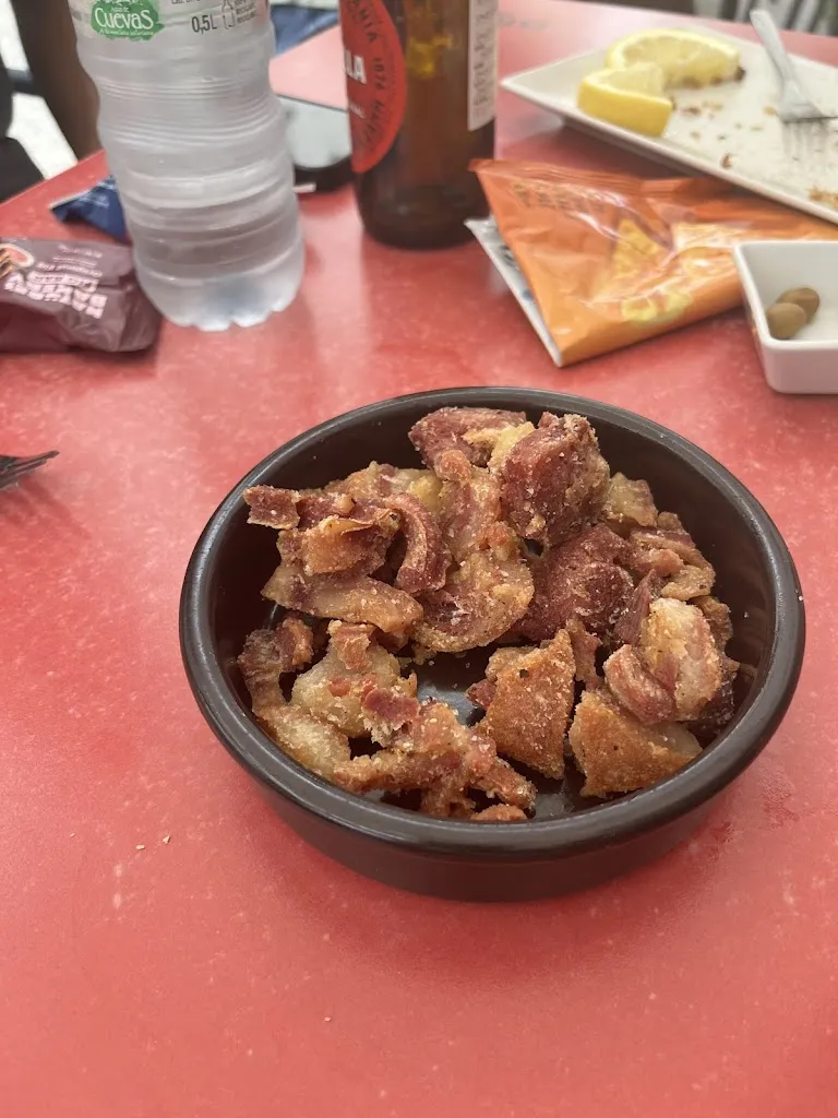 Rachel Rippey_La Societat_Riudecanyes_review