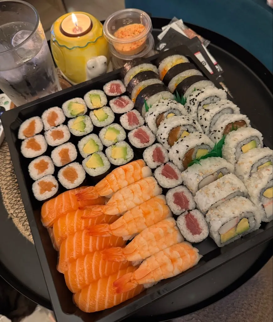 Sushi & Ramen 101 Ichiba @ Mercado Santa María-Atocha_María_slider_image_2