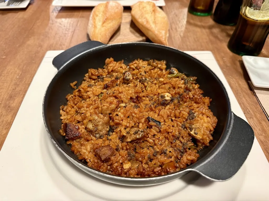 Xapatti_Reus_slider_image_3