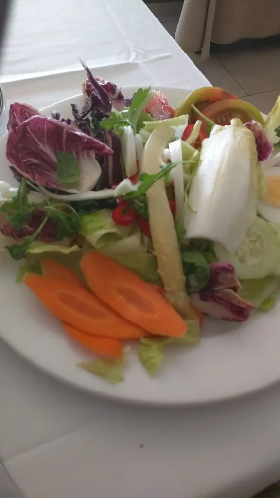 Maxwell Prendergast-Zachs_Masia Crusells_Reus_review