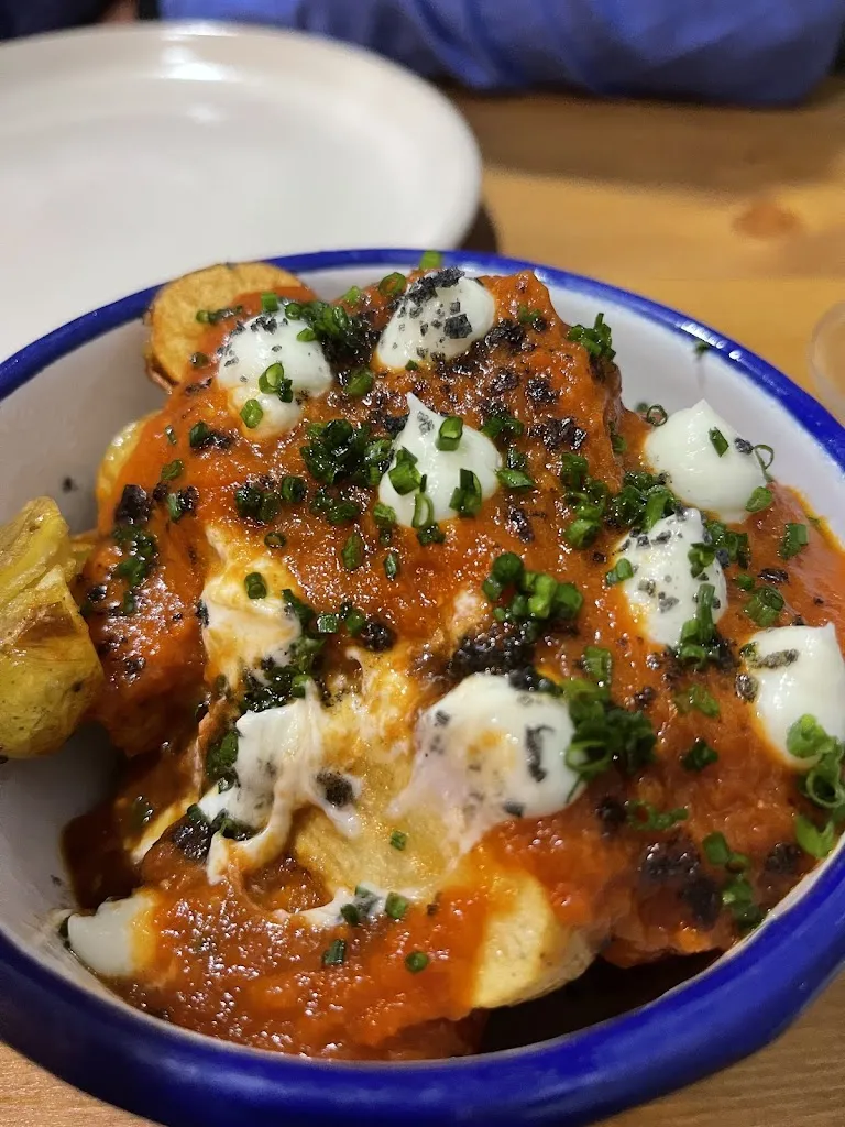 Mary Coyle_La Marieta platets i tapes_Reus_review