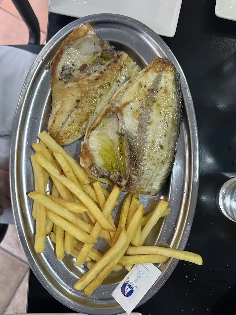 B Adivar_Freiduría Marina_Garrucha_review