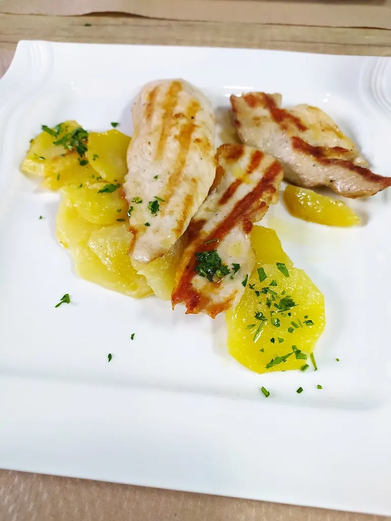 Menu_RESTAURANT TRIANGLE_Roquetes_image_4