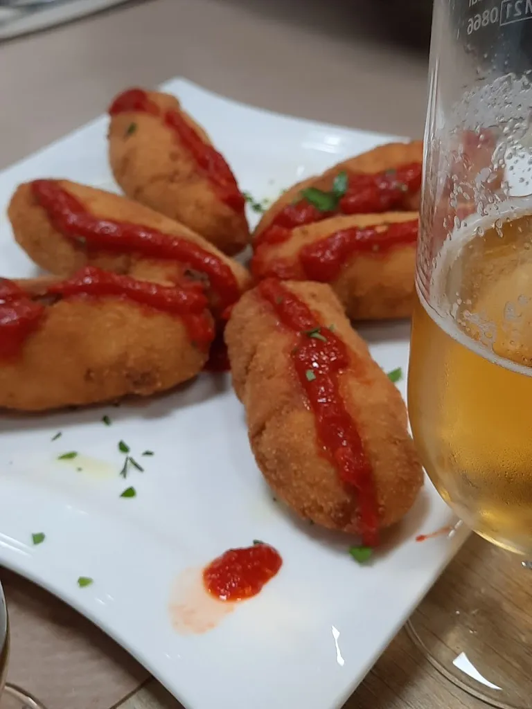 Menu_RESTAURANT TRIANGLE_Roquetes_image_5