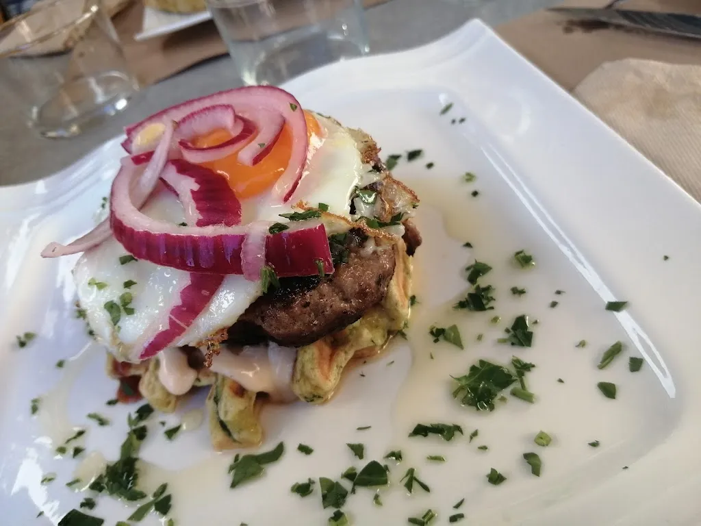 Menu_RESTAURANT TRIANGLE_Roquetes_image_8