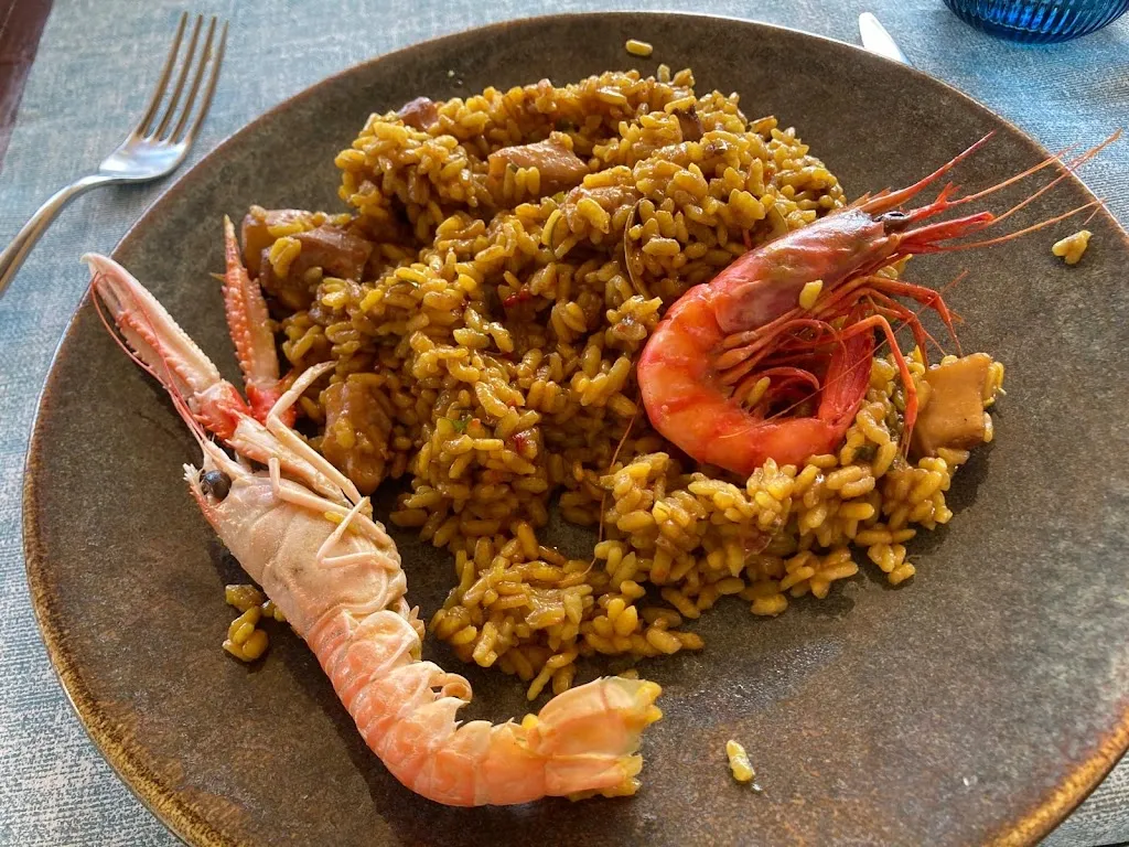 John Campbell_Boracay Beach Garrucha_Garrucha_recensione