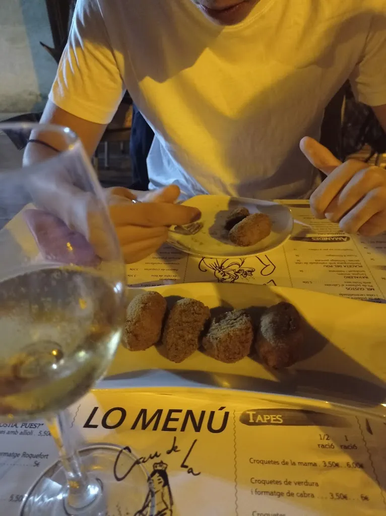 Gemma Puig_Bar La Lira_Roquetes_review