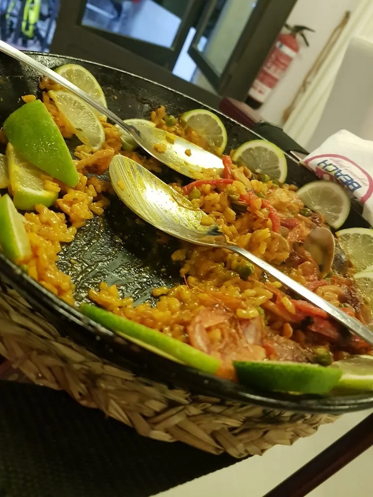 Lee Bolton_Maui Gastro y Port Garrucha_Garrucha_review