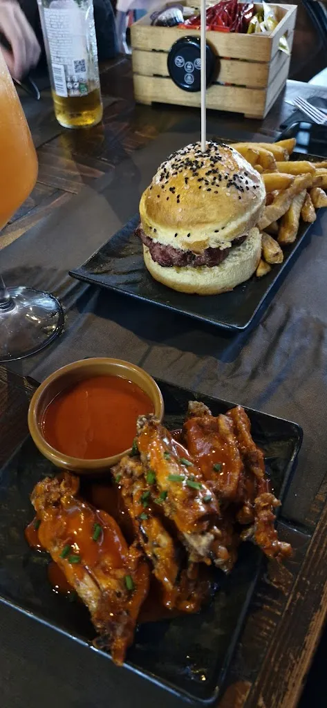 Nik Armstrong_The Roadhouse Salou_Salou_review