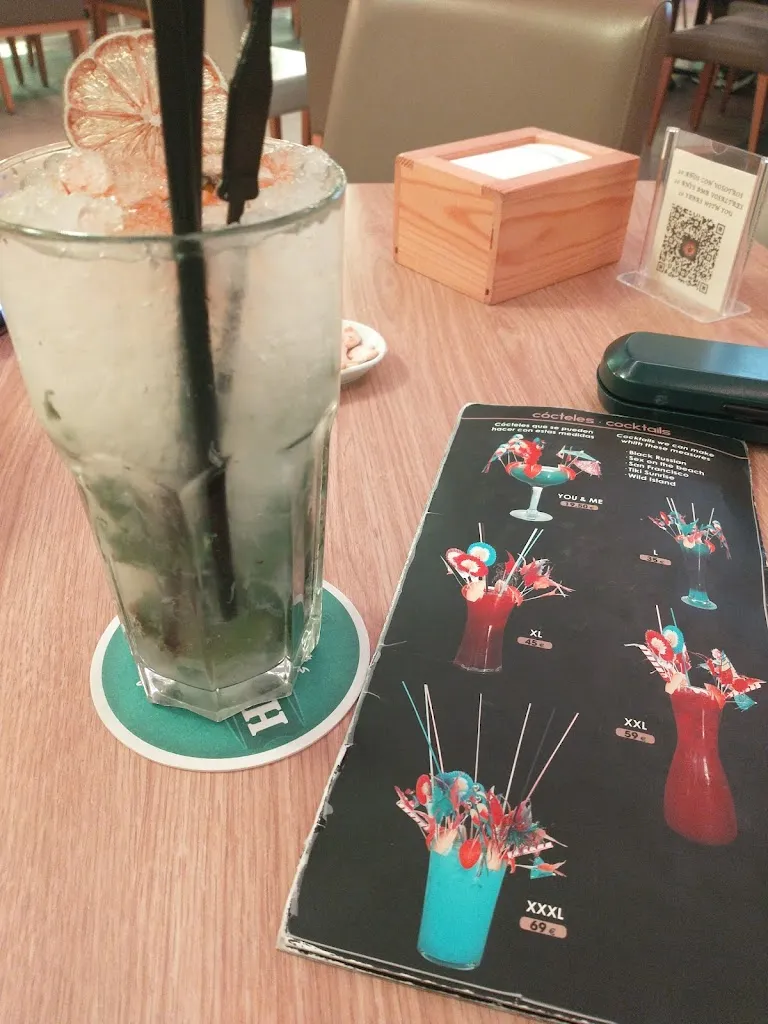 Darren Braine_Cafè Central Salou_Salou_Bewertung