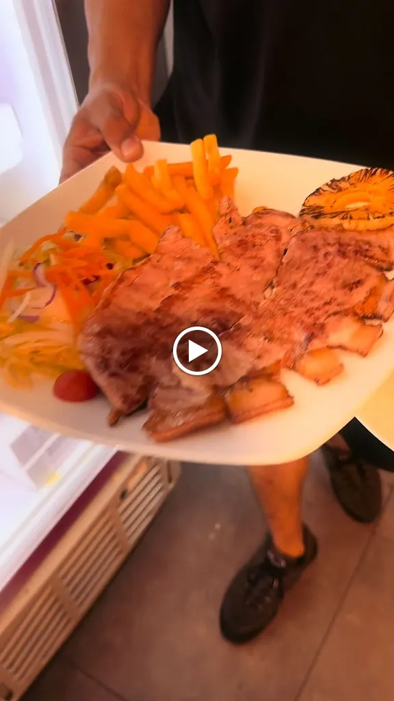 The Fox And Hounds_Salou_slider_image_2